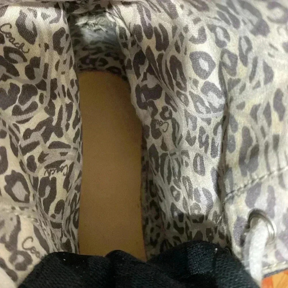 Coach higher top black Bonney signature sneakers size 9 1/2 - Picture 12 of 17